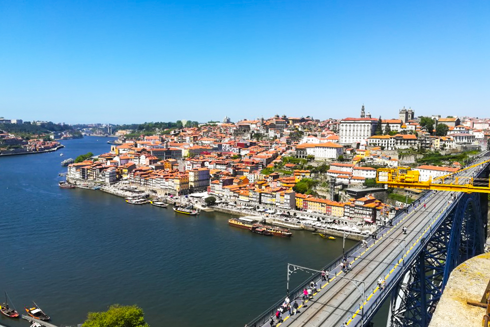Vista do Porto a partir da Serra do Pilar, em Vila Nova de Gaia