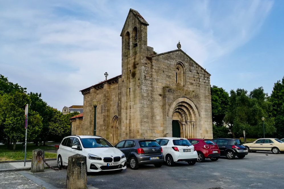 Igreja Românica de Cedofeita ou Igreja de São Martinho de Cedofeita, no Porto