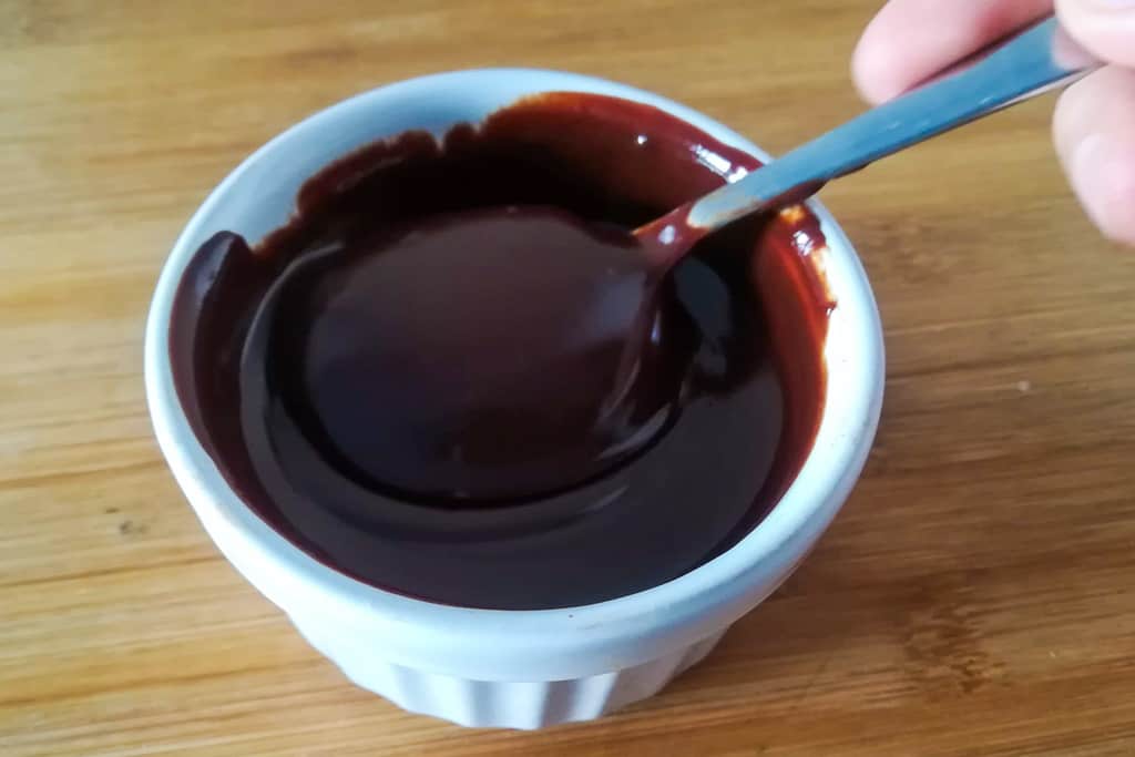Gelado com Chocolate Quente - Chocolate depois de derretido